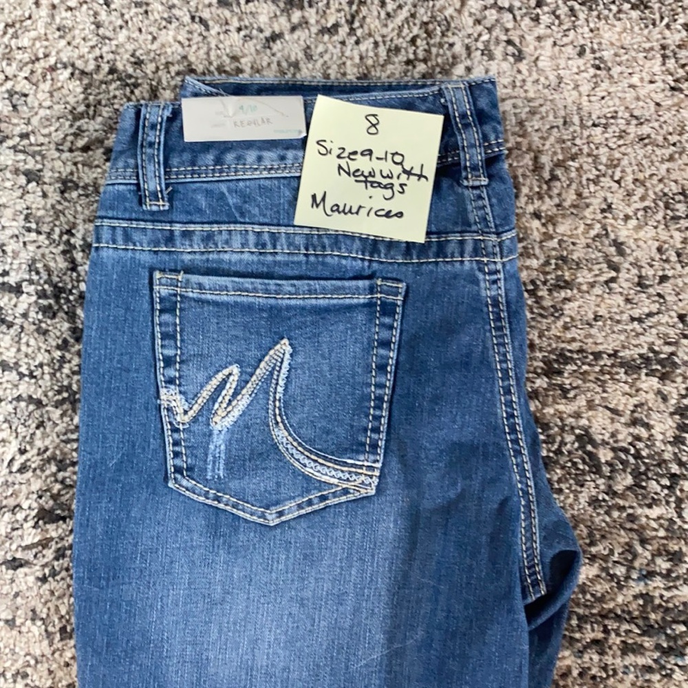 Maurices women’s jeans size 9-10 stretchy NWT